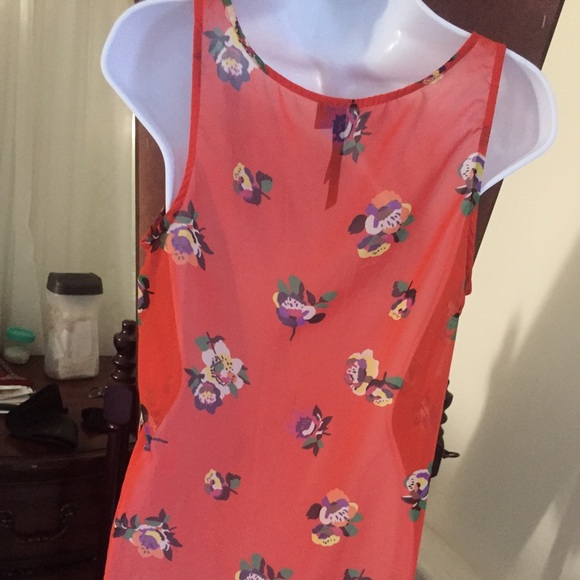 Oranage top - Picture 2 of 3