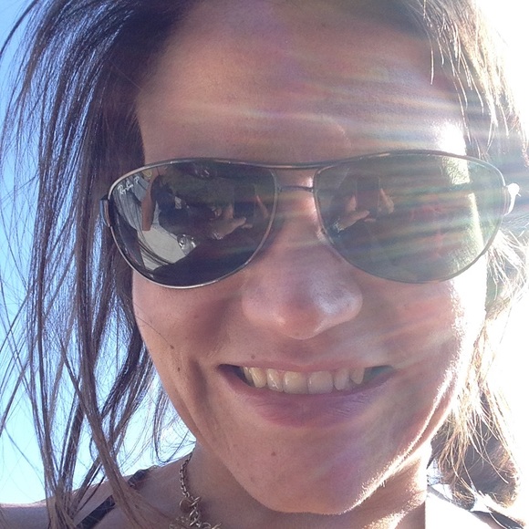 Meet your Posher, Malori - Picture 1 of 1