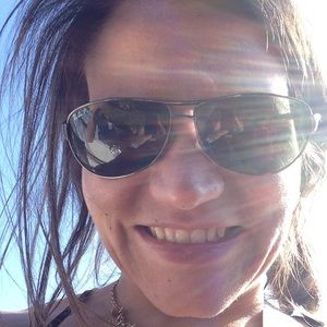 Meet your Posher, Malori