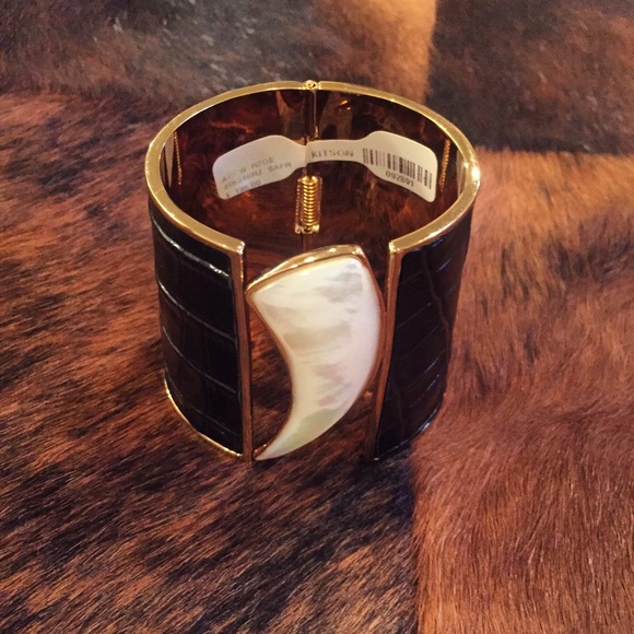 Rachel Zoe Jewelry - NWT Rachel Zoe gold horn cuff