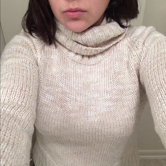 Sweater - Picture 2 of 4