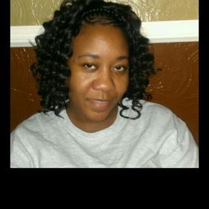 Meet your Posher, Renee