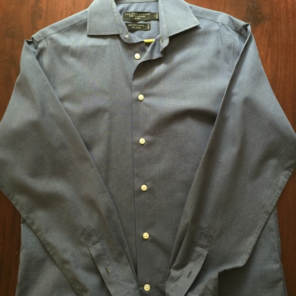 Bloomingdales Tailored Button Down Shirt - Picture 1 of 3
