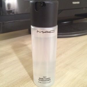 Mac fix spray