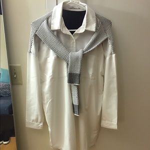 designed Shirt with fake-sleeves