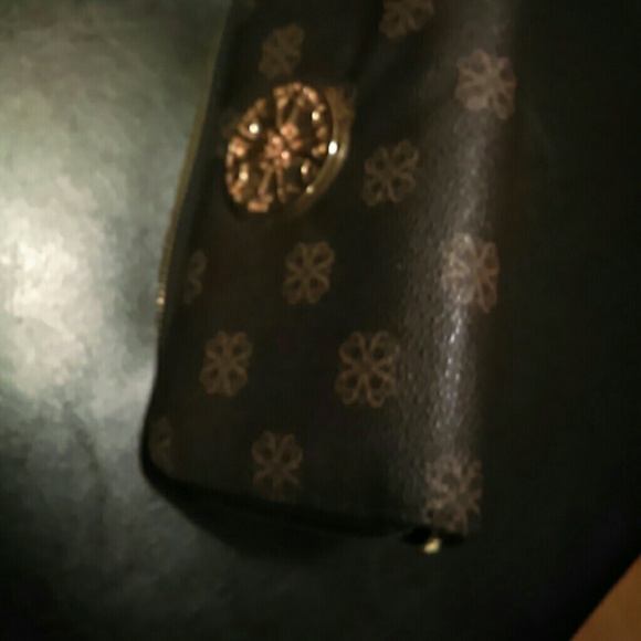 Brown Avon wallet - Picture 3 of 3