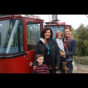 Meet your Posher, Suzanne