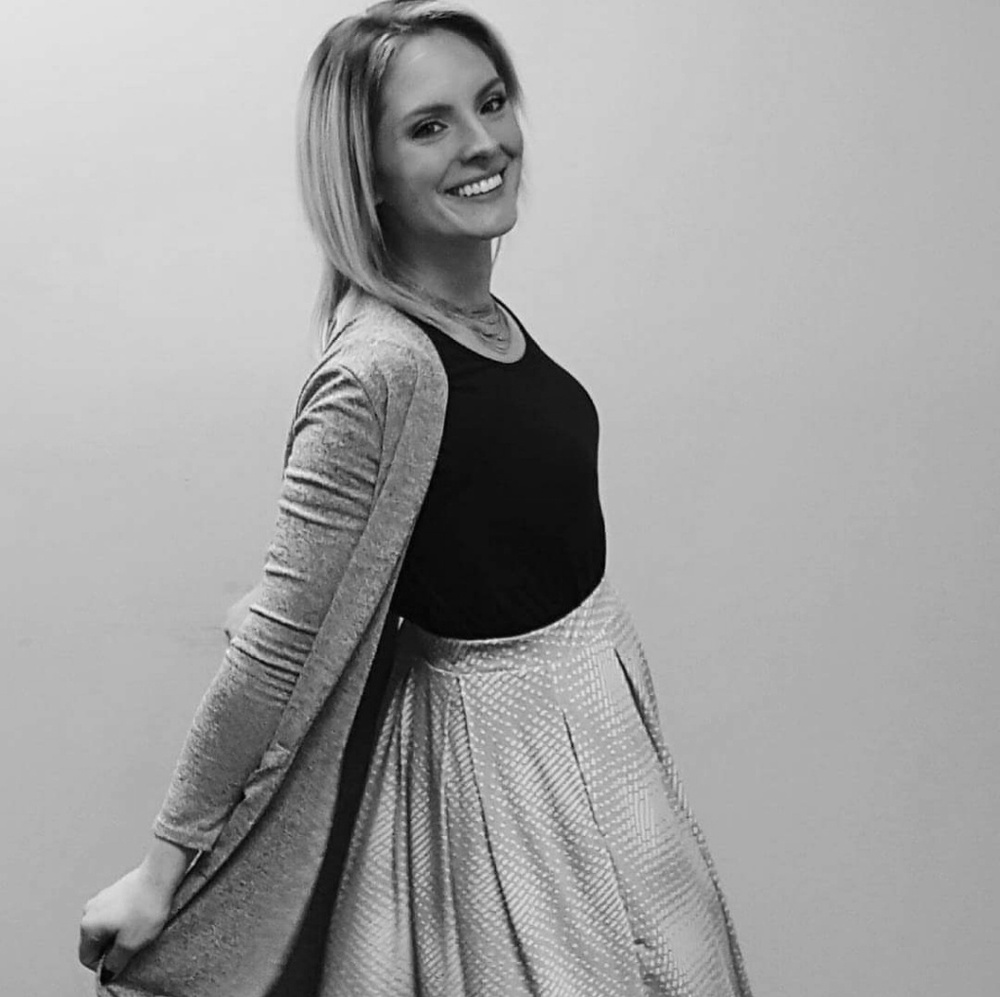 Meet your Posher, Lauren