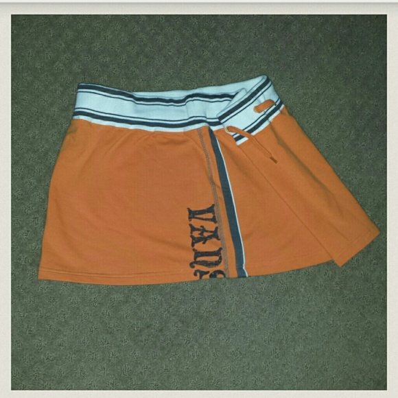 Mini skirt - Picture 2 of 4