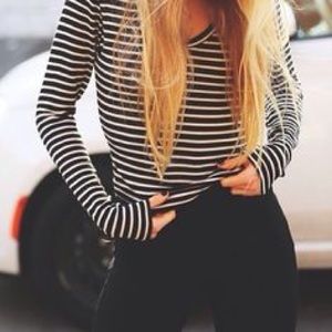 BRANDY MELVILLE Long sleeve stripped shirt