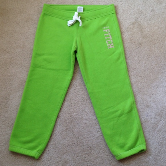 Abercrombie & Fitch cropped jogger