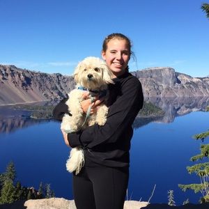 Meet your Posher, Kayla