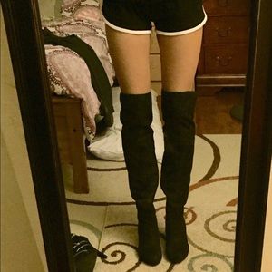 Khee high black boots heels