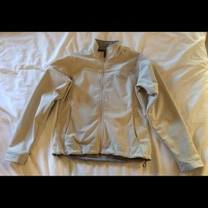 North Face - off-white jacket SM