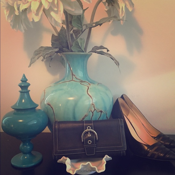 Black Leather Coach  Wallet, Tan Interior