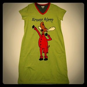 Almoose asleep night gown.