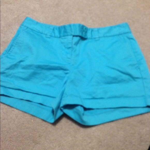 VINEYARD VINES SHORTS