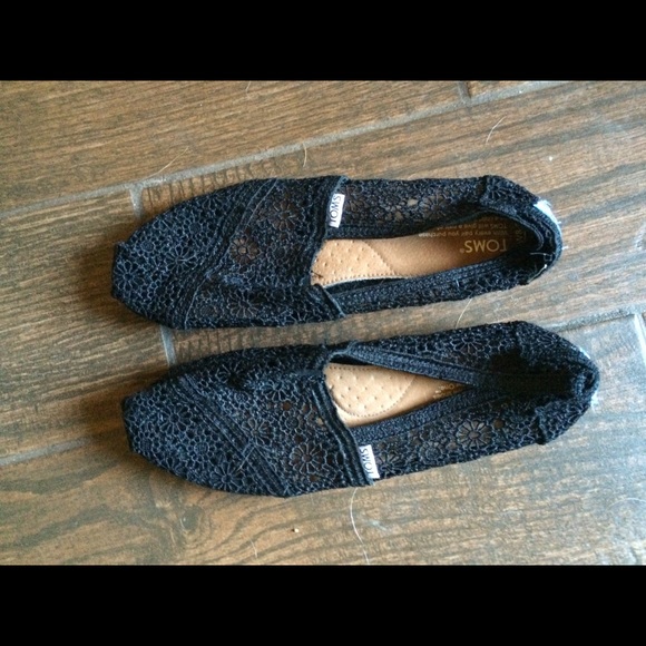 Toms