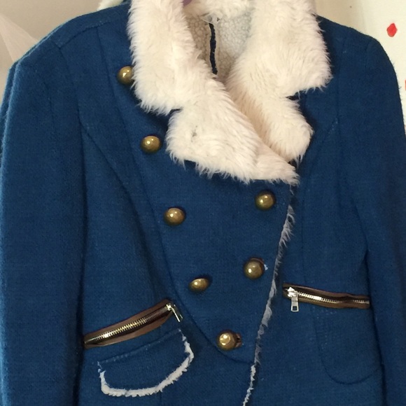 Coat - Picture 3 of 3