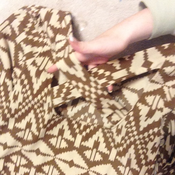 TRIBAL PRINT SHIFT DRESS - Picture 2 of 2