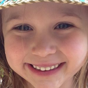 Meet your Posher, Monika