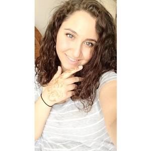 Meet your Posher, Monica