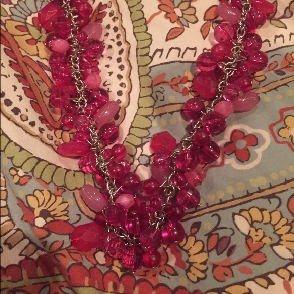 🔵Long pink beaded necklace