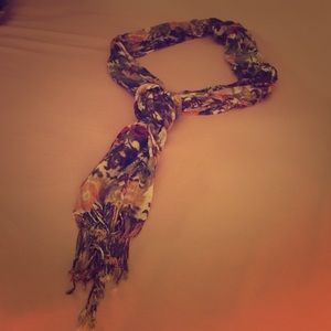 Cute fringe scarf
