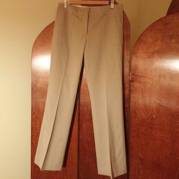 Pants the size is 6P