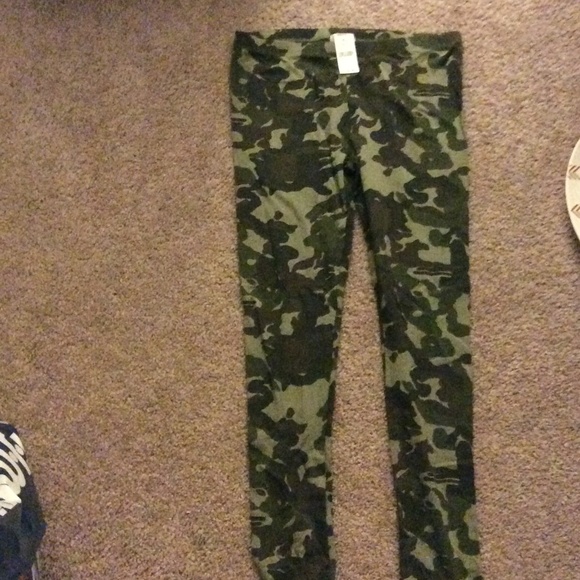Camo leggings