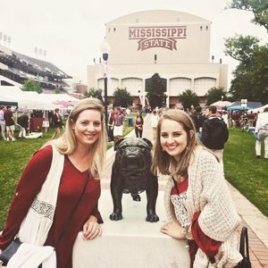 Meet your Posher, Elizabeth