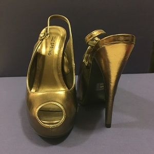 [Brand new] Gold Call It Spring platform.