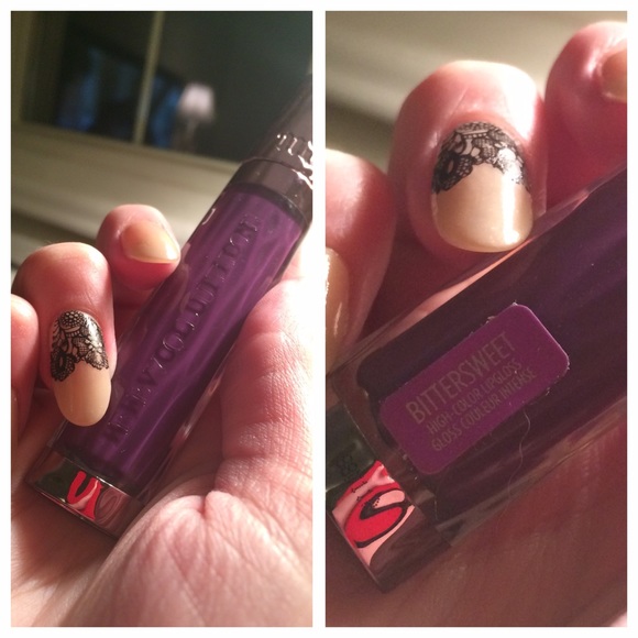 Urban decay revolution lip gloss in bittersweet