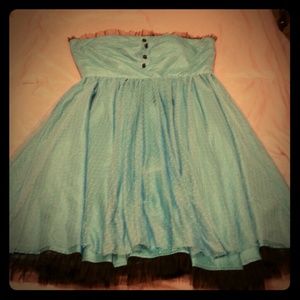 Gossip Girl-Eric Damon dress