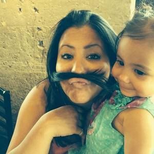 Meet your Posher, Vanessa