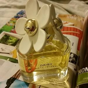 Gently used Marc Jacobs Daisy