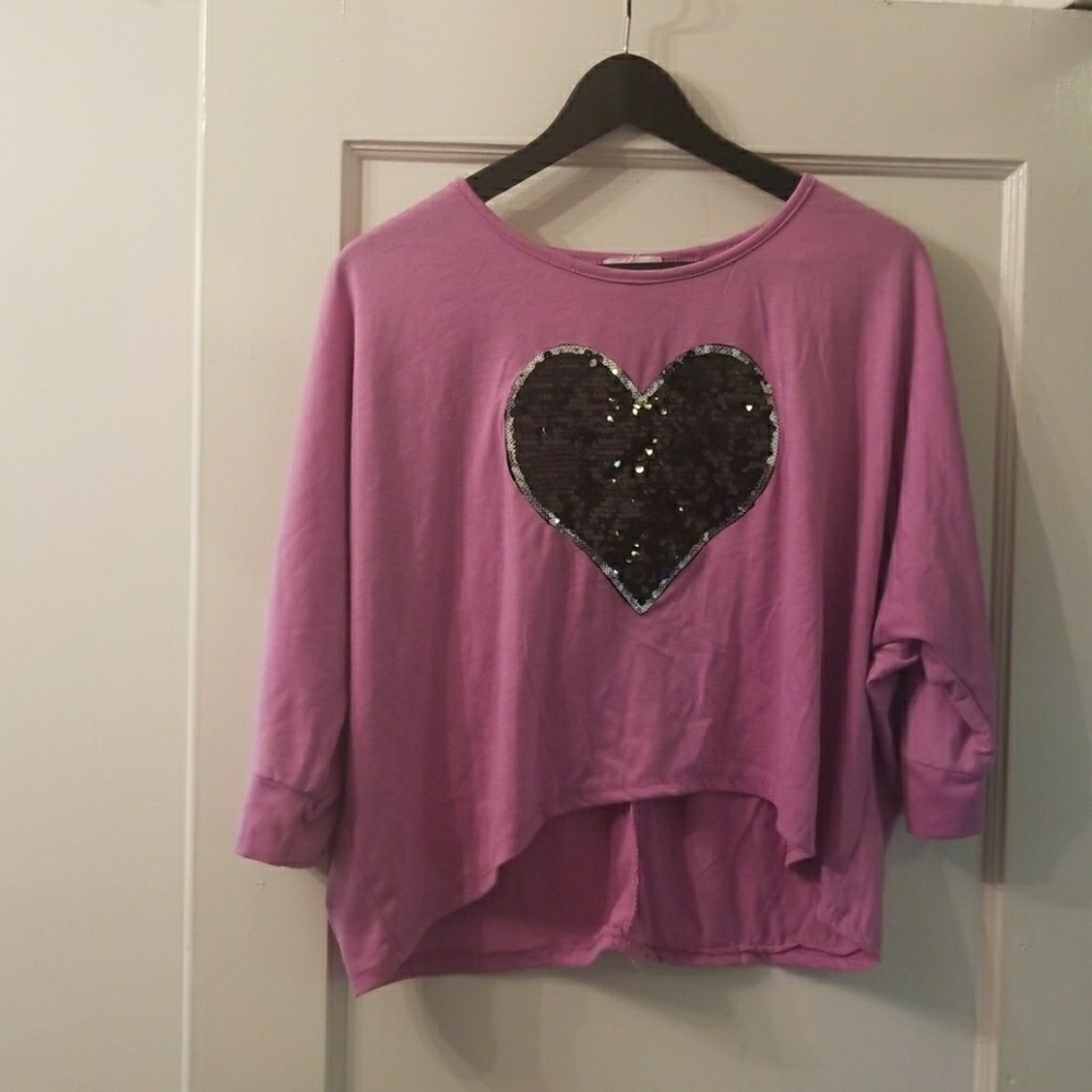 Oversized Crop top with Sequin heart NWOT