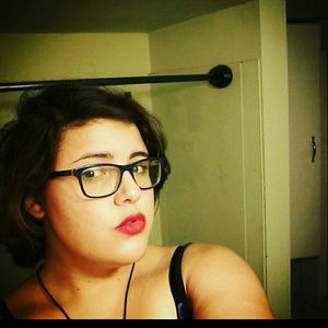 Meet your Posher, Rose