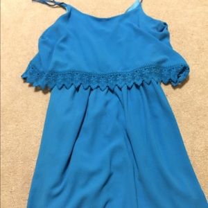 RED DRESS BOUTIQUE DRESS (NEVER WORN)
