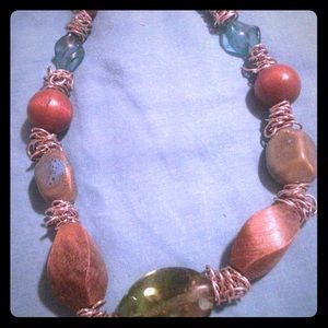 Statement necklace! Chunky!