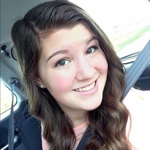 Meet your Posher, Jenna