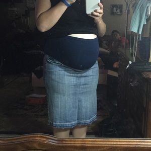 Maternity skirt