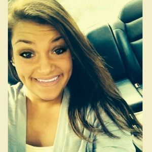 Meet your Posher, Madison