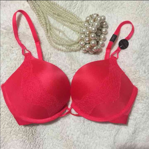 Victoria's Secret Tops - 🚫🚫sold 🚫🚫