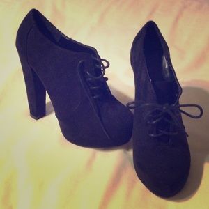 Sexy Black Lace-Up Platform Heels