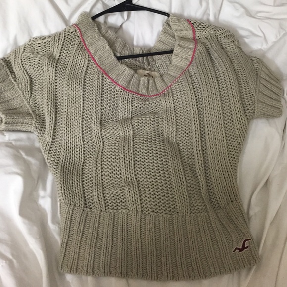 $9 HollisterCo sweater!