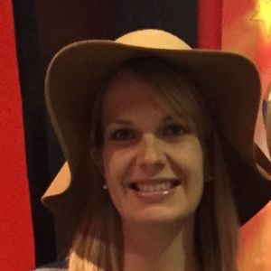 Meet your Posher, Heidi