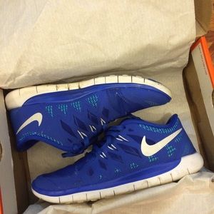 blue free run (SZ 4Y)