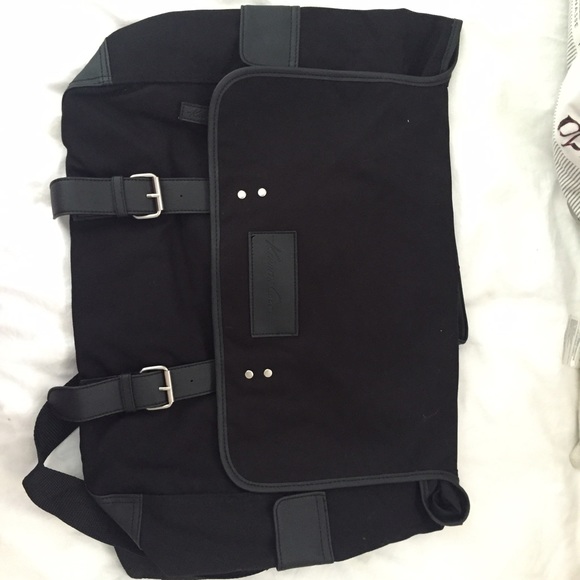 Kenneth Cole Canvas Messenger Bag - Picture 1 of 3