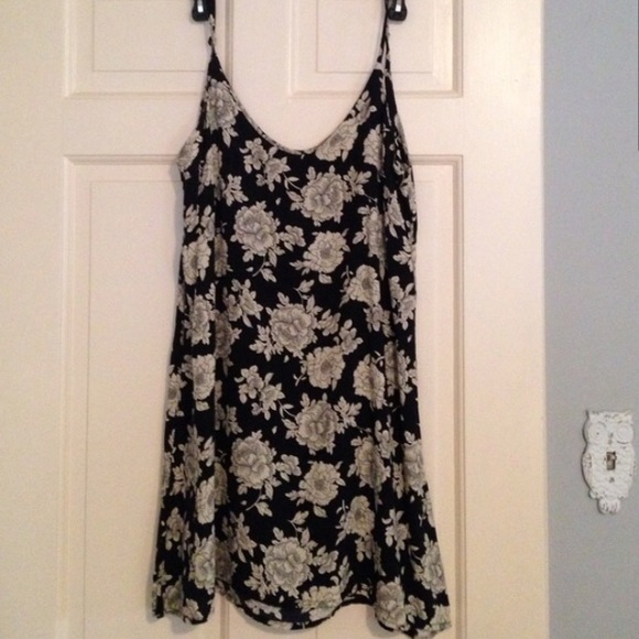Brandy Melville Sophia Dress